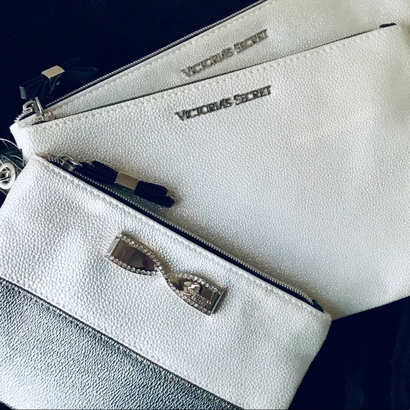 Victoria Secret Silver Metallic Cosmetic Wristlets - Picture 4 of 7